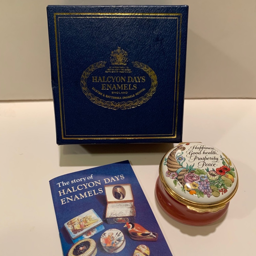 HALCYON DAYS HORN OF PLENTY ENAMEL BOX.